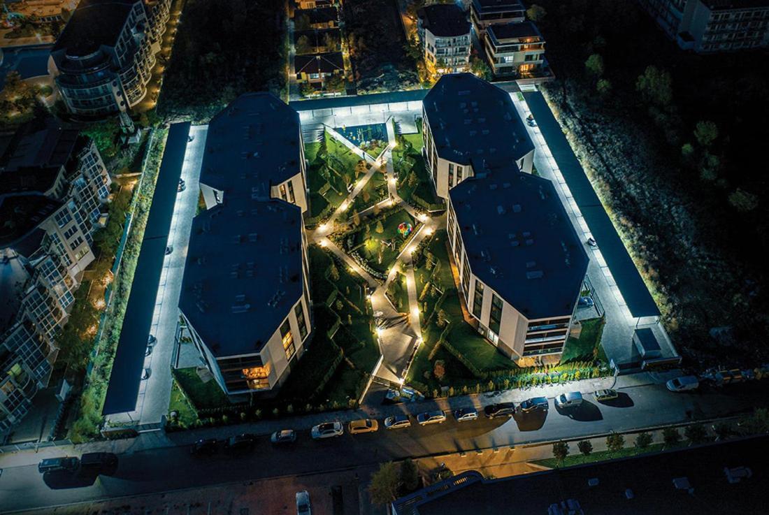 Atlantis Atmosphere Apartment Burgas Exteriör bild