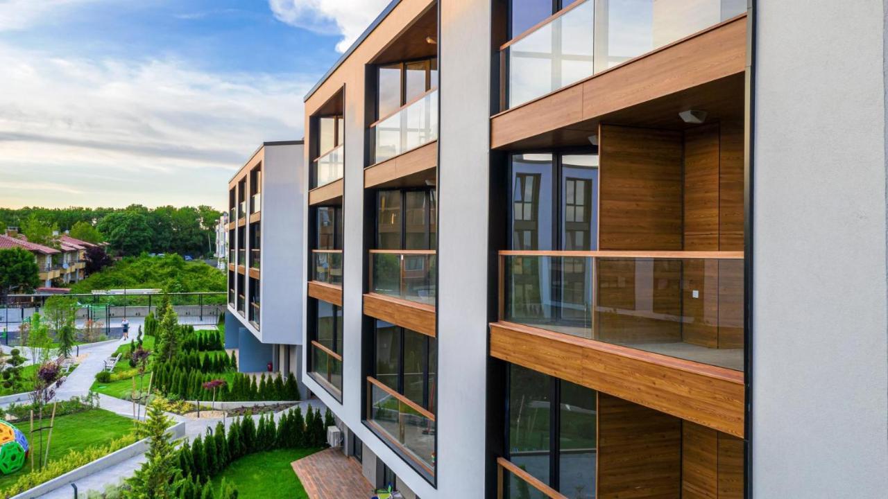 Atlantis Atmosphere Apartment Burgas Exteriör bild